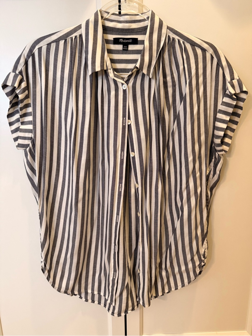 Madewell Gray & White Vertical-Stripe Short-Sleeve Button-Down Shirt